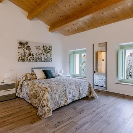 Italian Experience-villa Zena * Cupramontana