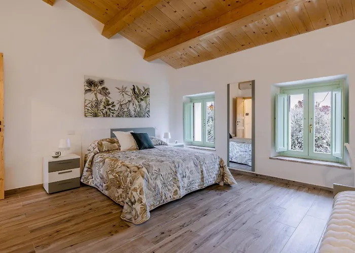 Italian Experience-villa Zena * Cupramontana